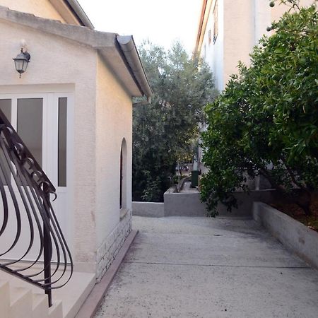 Dvosoban Apartman U Centru Grada Biograd Na Moru Esterno foto