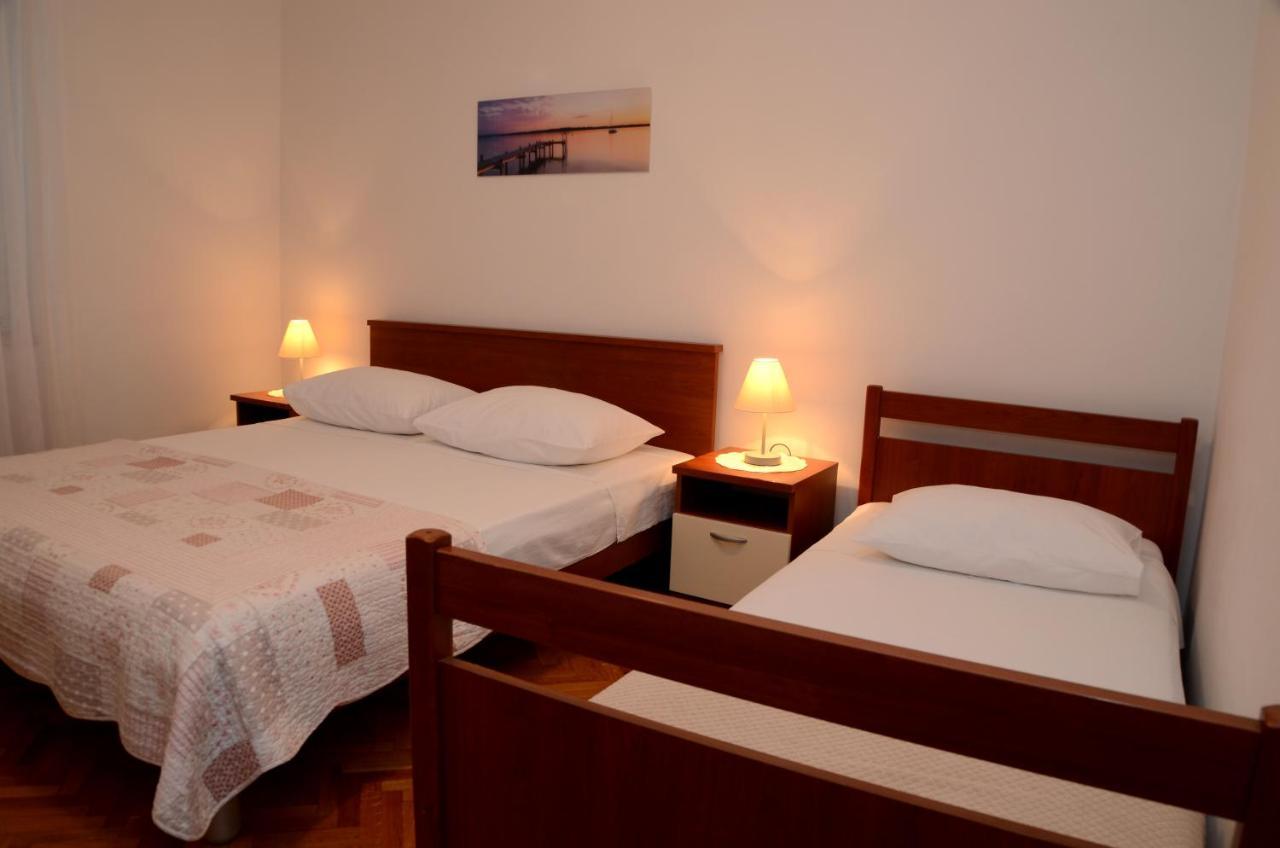 Dvosoban Apartman U Centru Grada Biograd Na Moru Esterno foto
