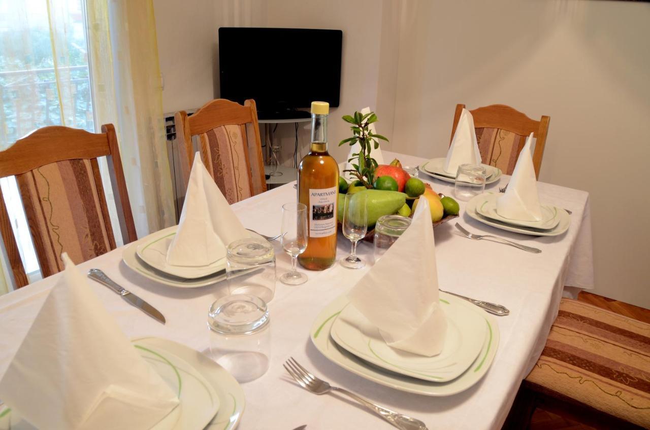 Dvosoban Apartman U Centru Grada Biograd Na Moru Esterno foto