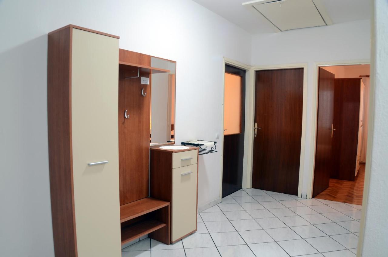 Dvosoban Apartman U Centru Grada Biograd Na Moru Esterno foto