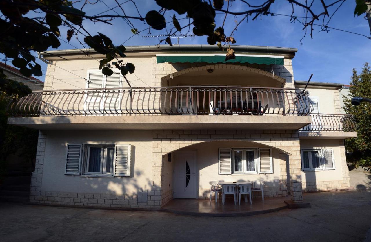 Dvosoban Apartman U Centru Grada Biograd Na Moru Esterno foto