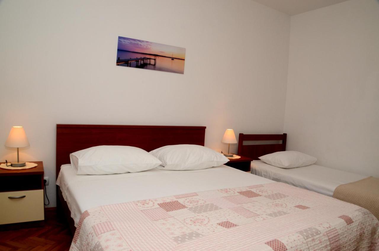 Dvosoban Apartman U Centru Grada Biograd Na Moru Esterno foto